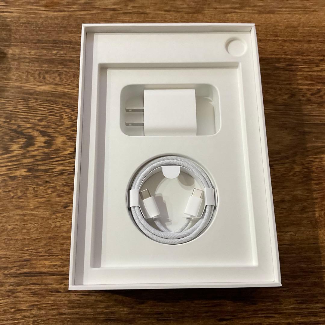 Apple iPad mini（7世代）　スペースグレー128GB Wi-Fi