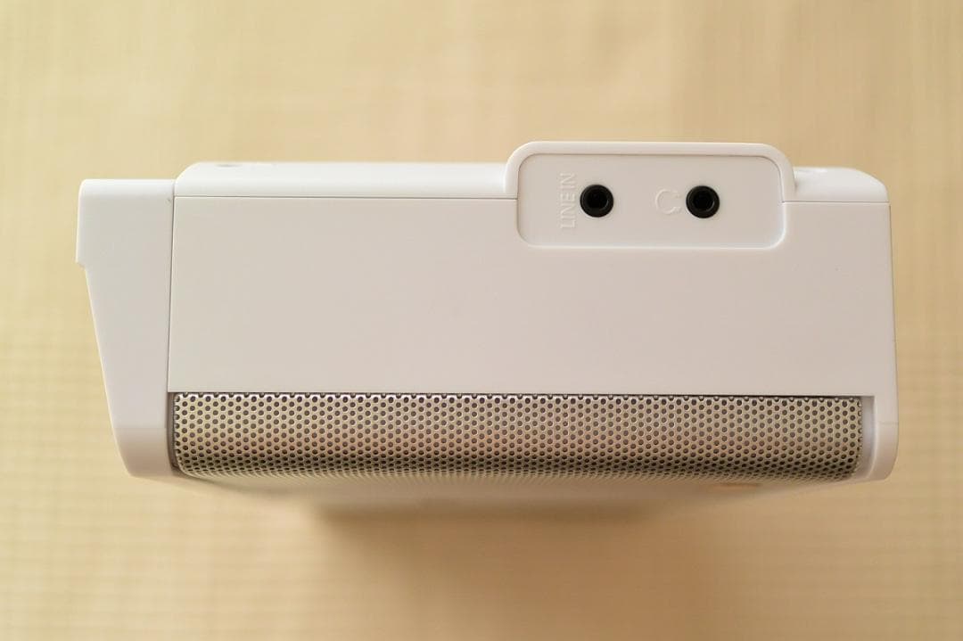 東芝 TOSHIBA Aurex CDラジオ ホワイト TY-ANX2