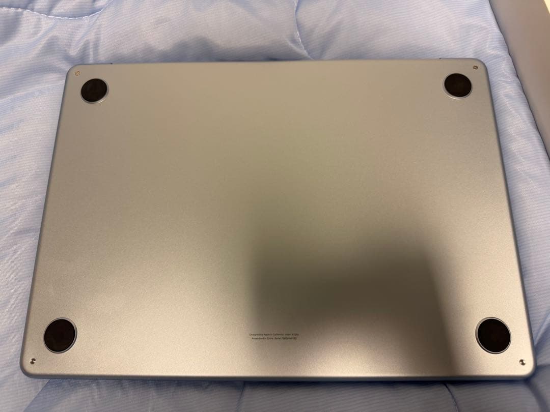 美品 MacBook Air 13.6インチ M4 スカイブルー