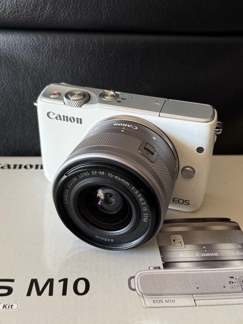 【美品】Canon EOS M10 ミラーレスカメラ 本体と付属品