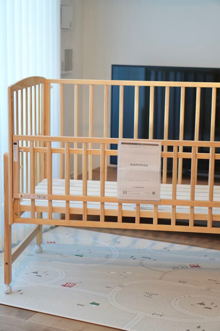 【美品】大和屋　ノモック　Wオープンハイタイプ　ベビーベッド　キャスター