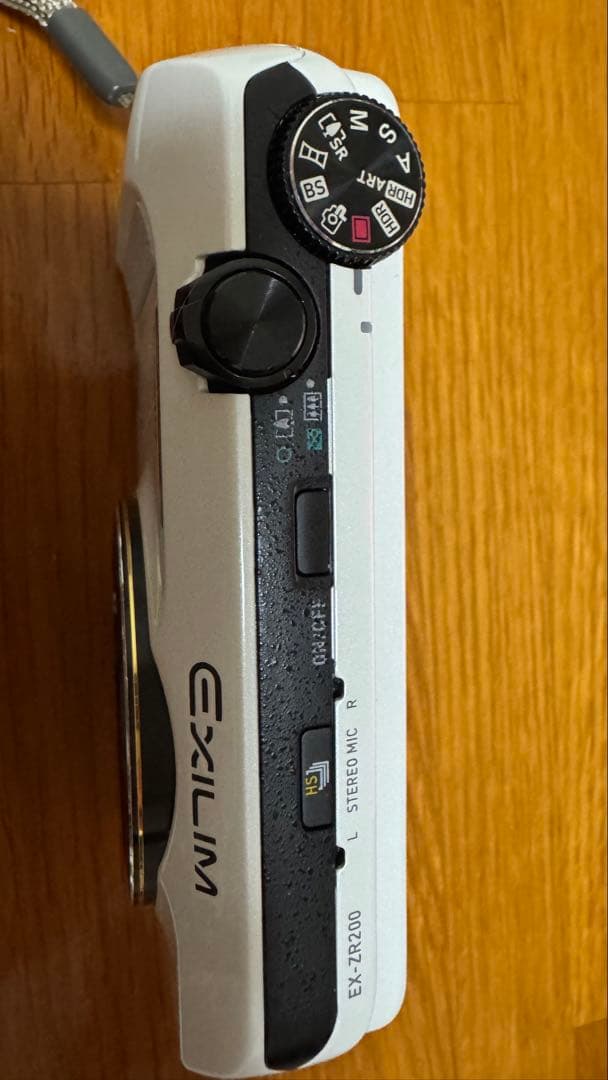 CASIO EXILIM 12.5倍ズーム コンパクトデジタルカメラ