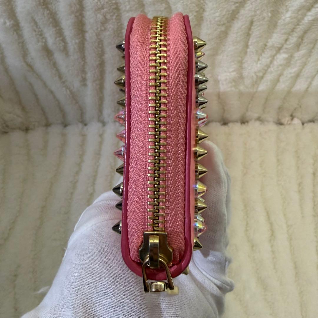 ✨️極美品✨️クリスチャンルブタン スタッズ ラウンドジップ 長財布 レザー ピンク