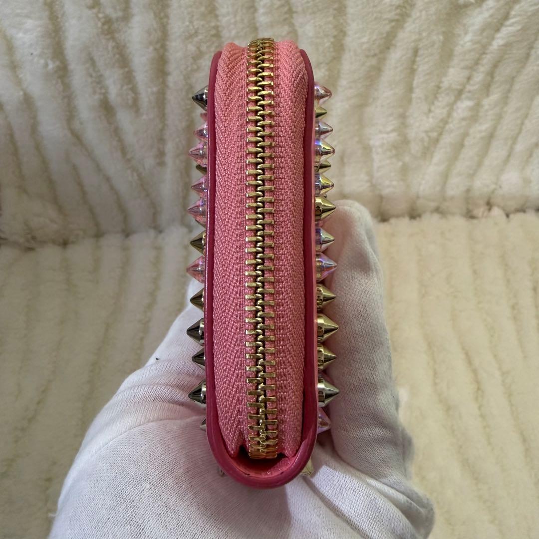 ✨️極美品✨️クリスチャンルブタン スタッズ ラウンドジップ 長財布 レザー ピンク