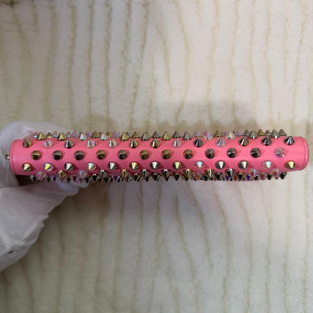 ✨️極美品✨️クリスチャンルブタン スタッズ ラウンドジップ 長財布 レザー ピンク