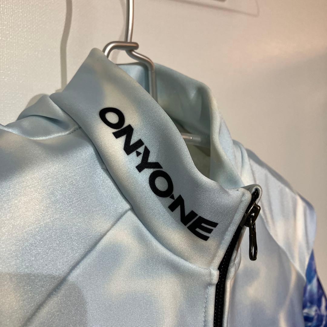 【美品】ONYONE スキーウェア　160サイズ　ジュニアレーシングワンピ ース