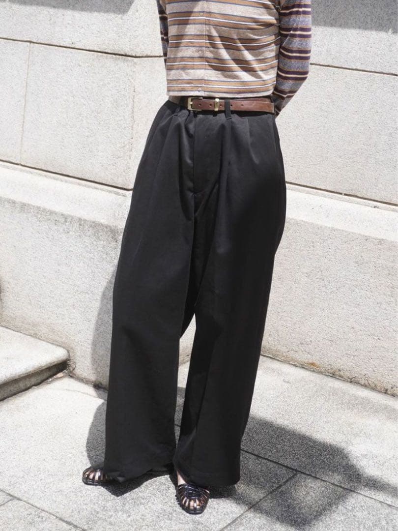 パンツ 2TUCK WIDE CHINO TROUSERS[BLACK]