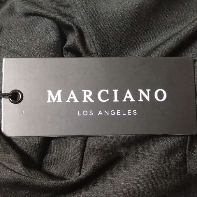 新品 未使用 ロングドレス パーティードレス マキシ丈 黒 スパンコール 結婚式