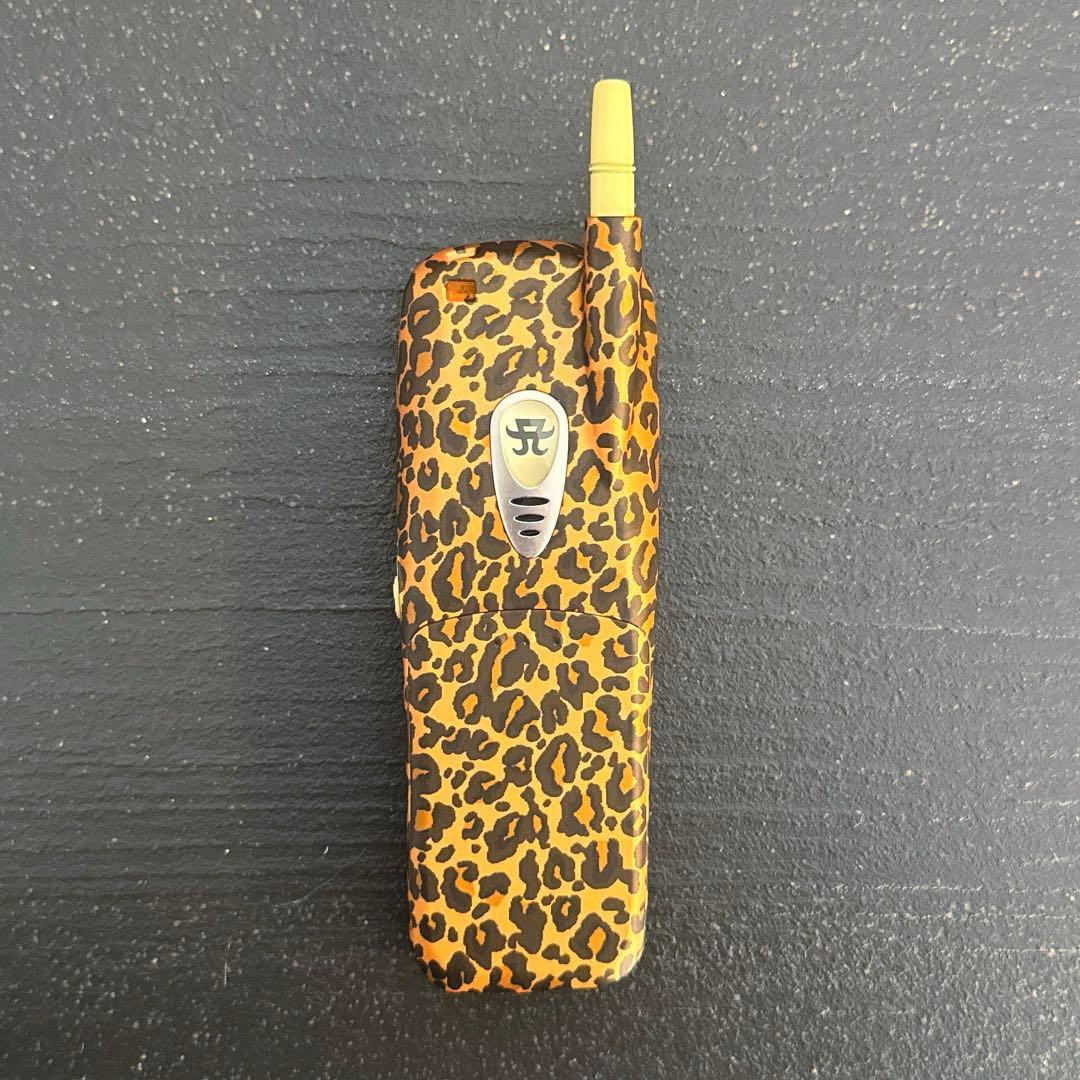 未使用品 浜崎あゆみ TU-KA ツーカー 携帯電話 動作確認済 ストラップ