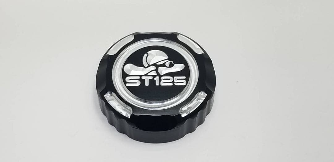 ダックス125 ST125フューエルタンクキャップ　ブラックアルマイト