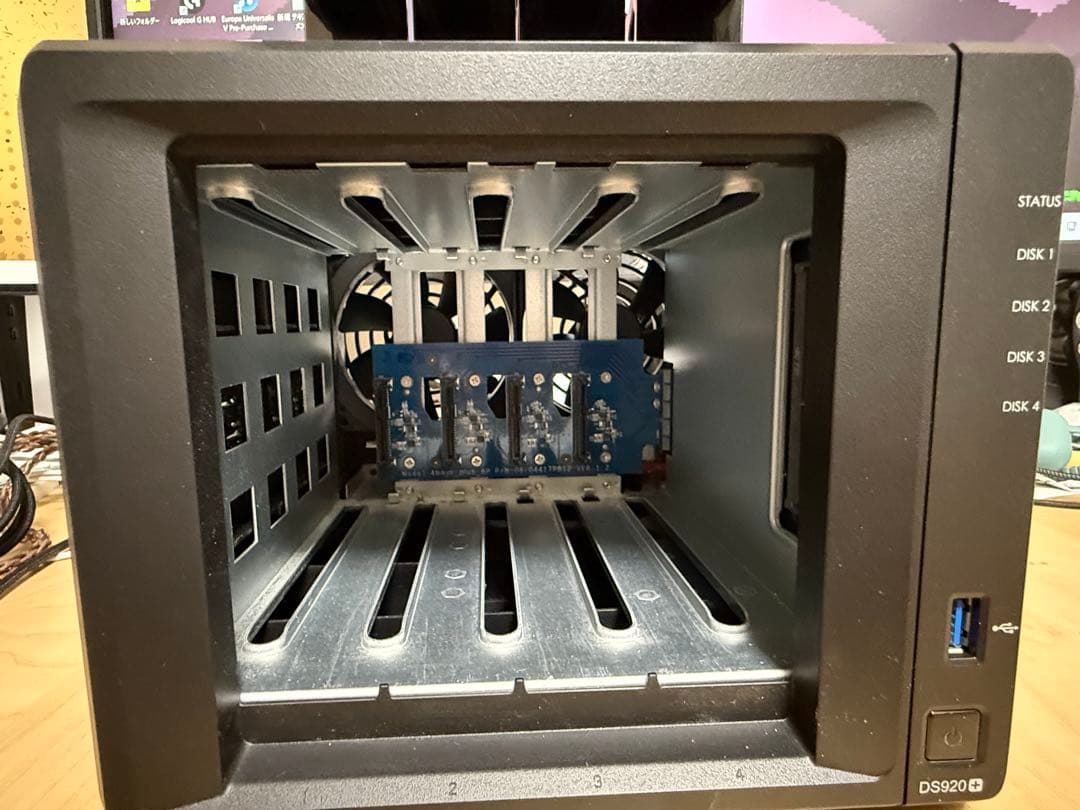 外付けハードディスク・ドライブ Synology DS920+ NAS