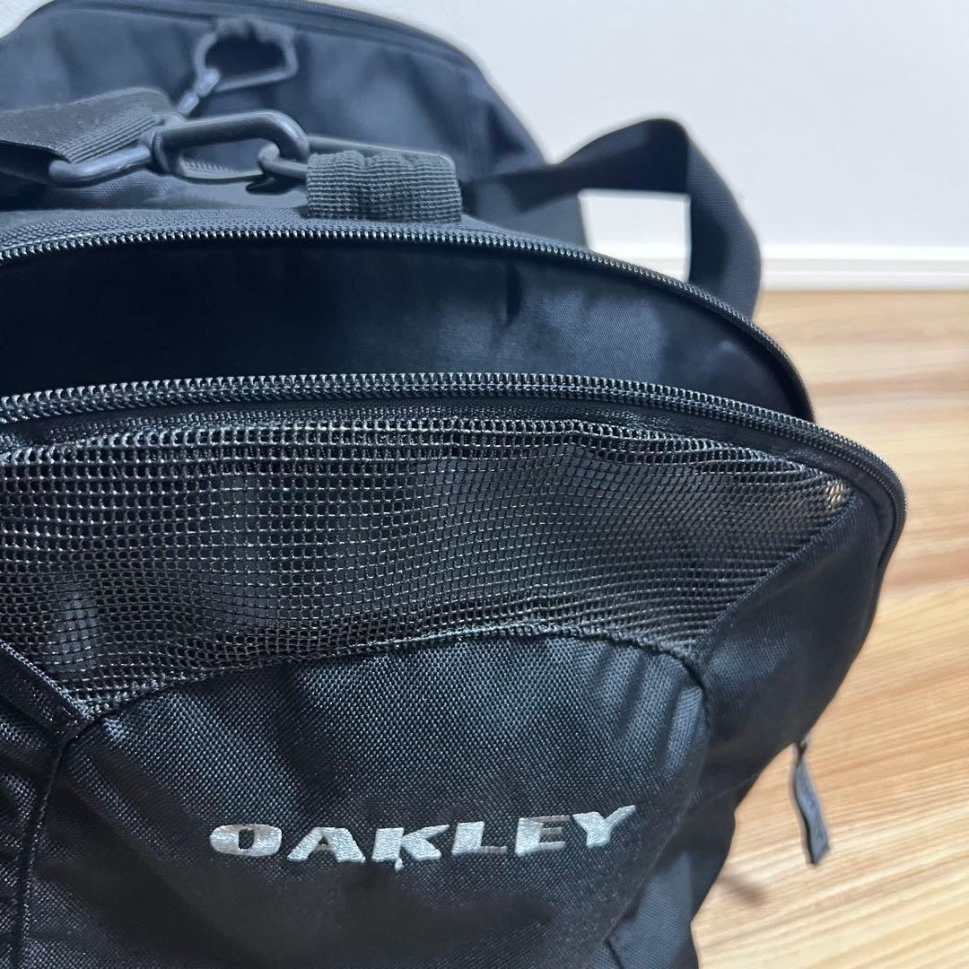 Oakley ブラック ボストンバッグ