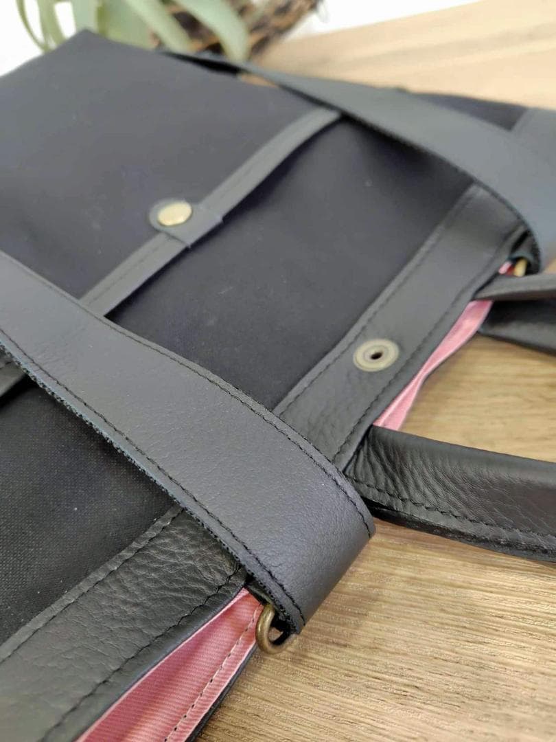 【やま様】/2025tambourineタンバリンネイビー×白/牛革A4トー