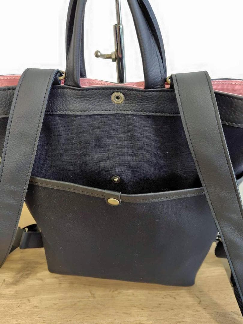 【やま様】/2025tambourineタンバリンネイビー×白/牛革A4トー