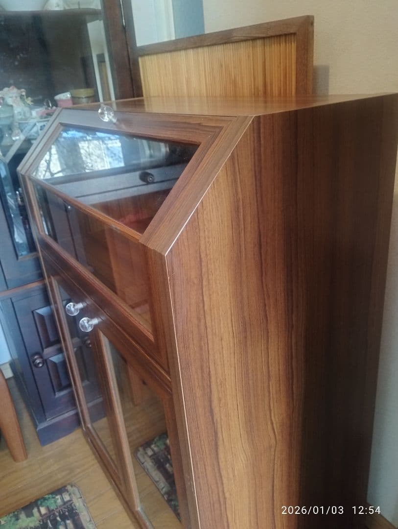 aikoさん専用　サイドボ−ド　キャビネット　ショ−ケ−ス