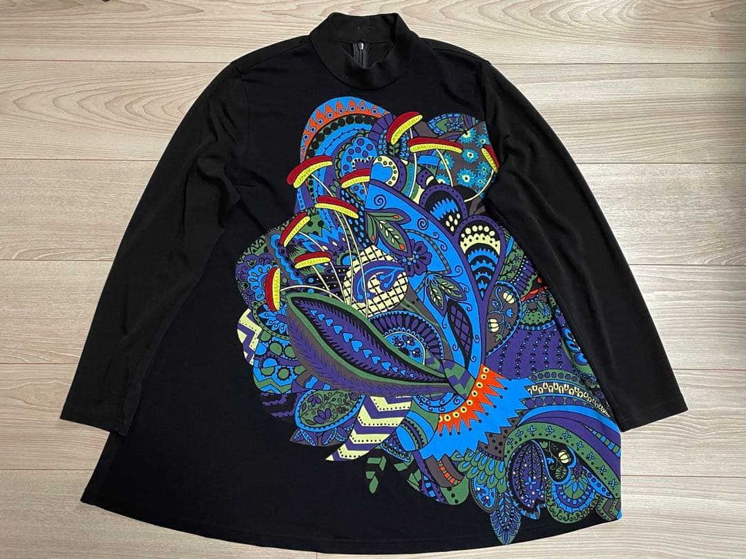 ス*ん様 トクコプルミエヴォル TOKUKO 1er VOL 長袖 カットソー