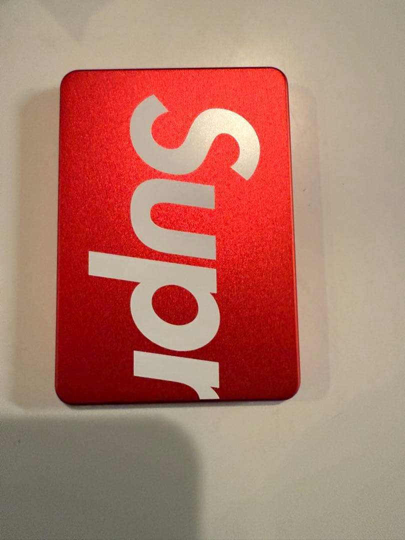 スマホアクセサリー supreme 25fw week15 powerstation