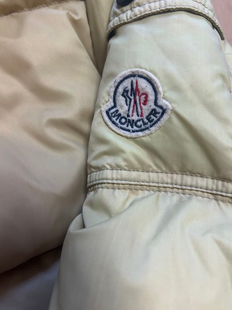 MONCLER モンクレール　ダウンジャケット　アウター　サイズ2 バジーレ