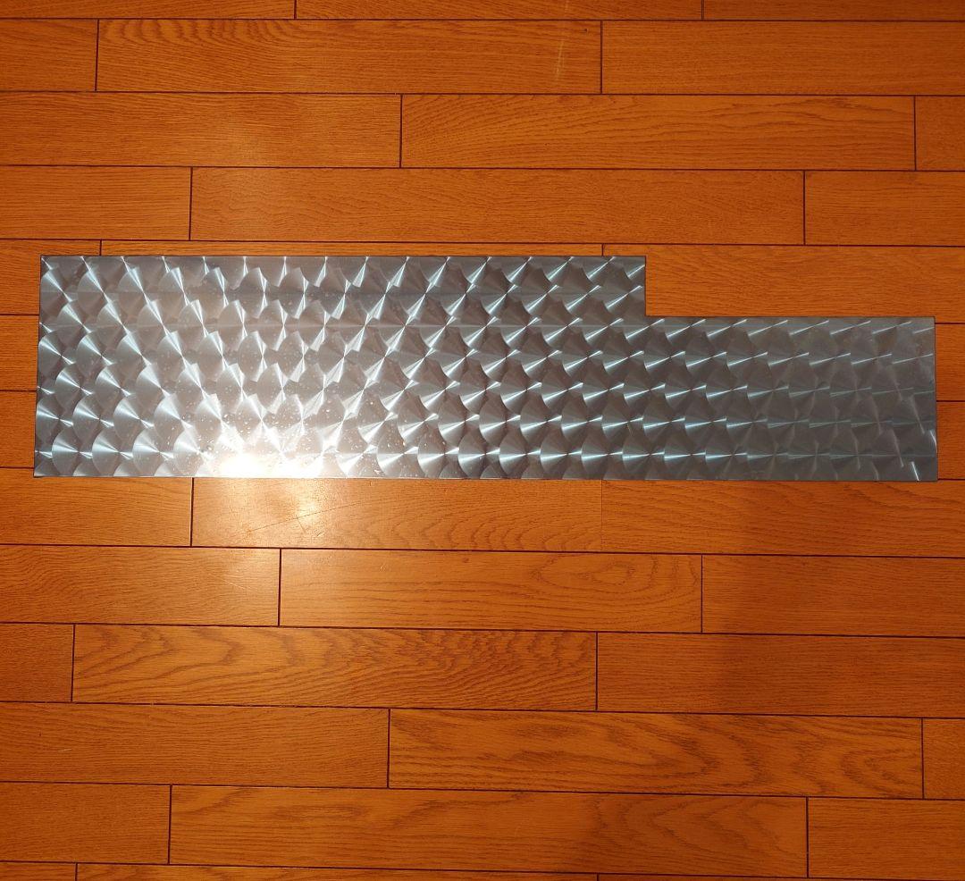 カズ　2㎜ ウロコステン