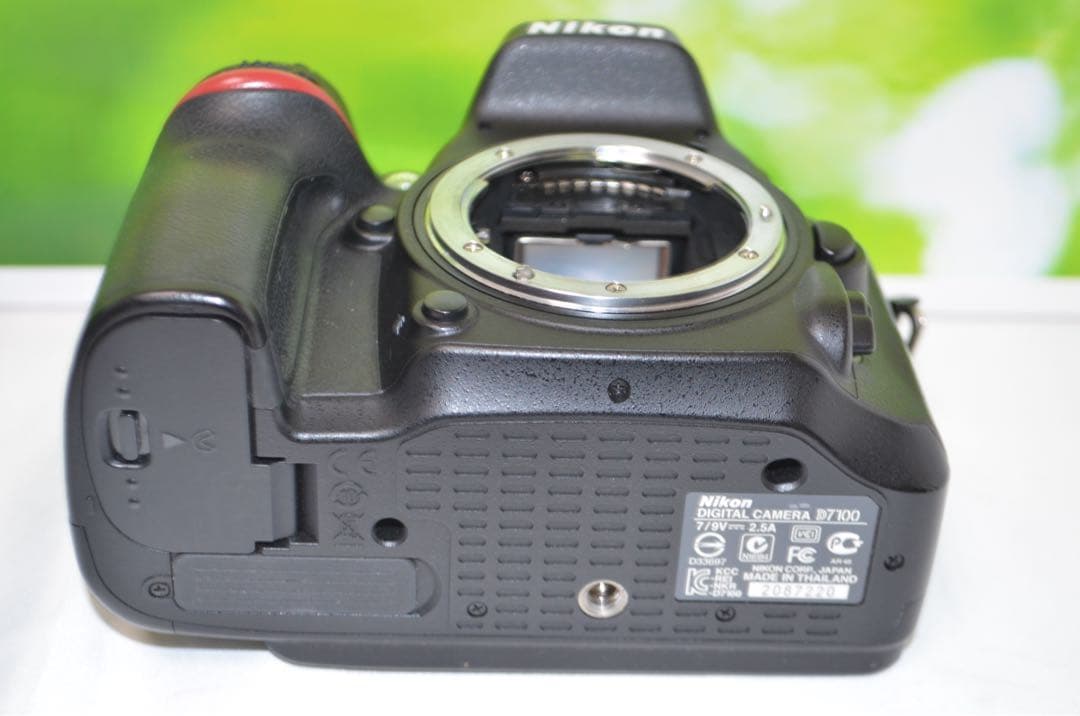 美品 ニコン Nikon D7100☆スマホに転送可♪☆ダブルレンズ☆本格一眼