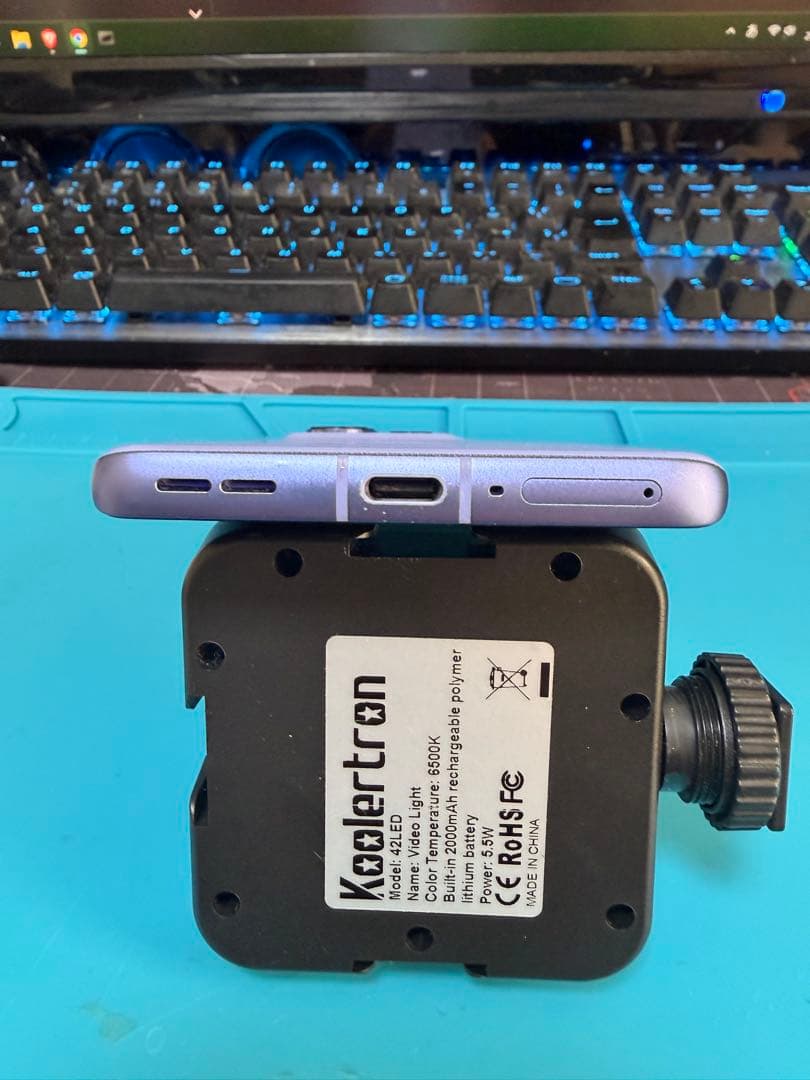 Motorola Edge50S Pro リュクスラベンダー