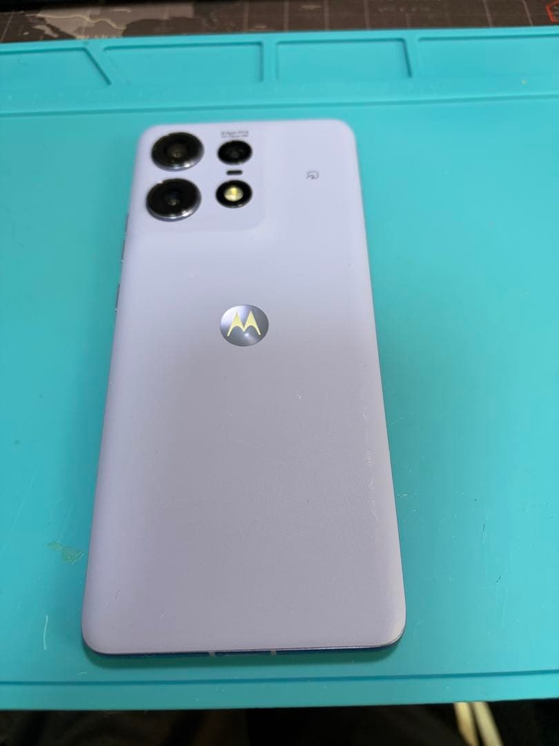 Motorola Edge50S Pro リュクスラベンダー