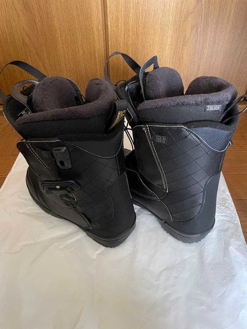 美品！2回着用 23.5 Salomon Pearl スノーボードブーツ