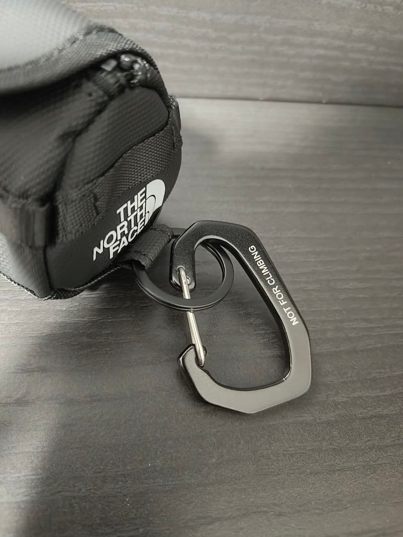 シュプリームキーホルダー