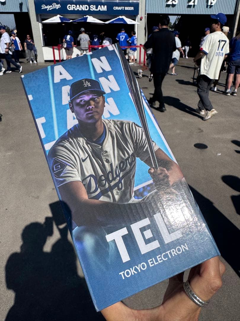 大谷翔平　50/50 ホームラン　ボブルヘッド　ドジャース　来場者限定　冊子付