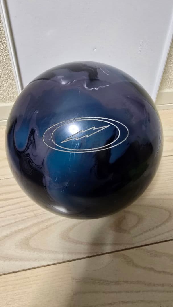 STORM SUMMIT ASCENT ボウリングボール