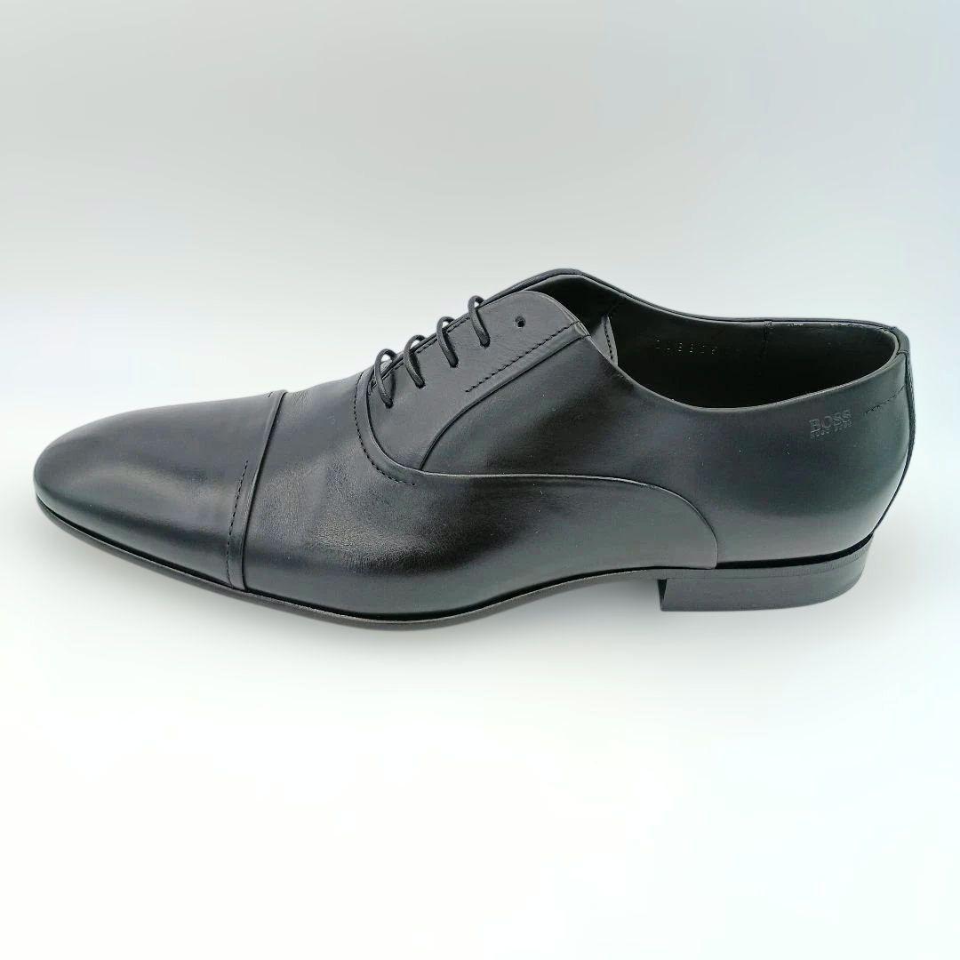未使用級【ヒューゴボス】ストレートチップ 内羽根 黒 ビジネスシューズ