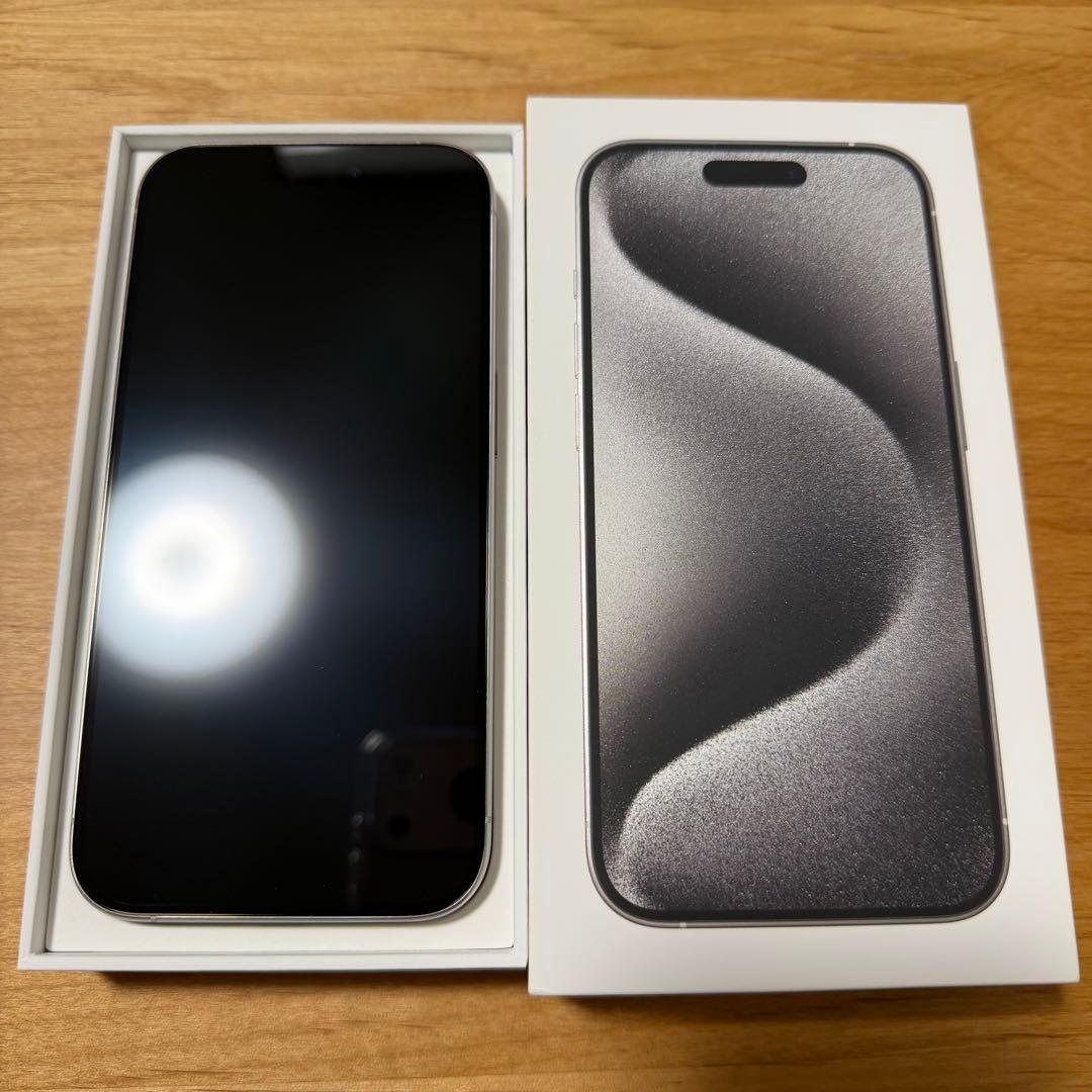 iPhone15pro 本体 256GB