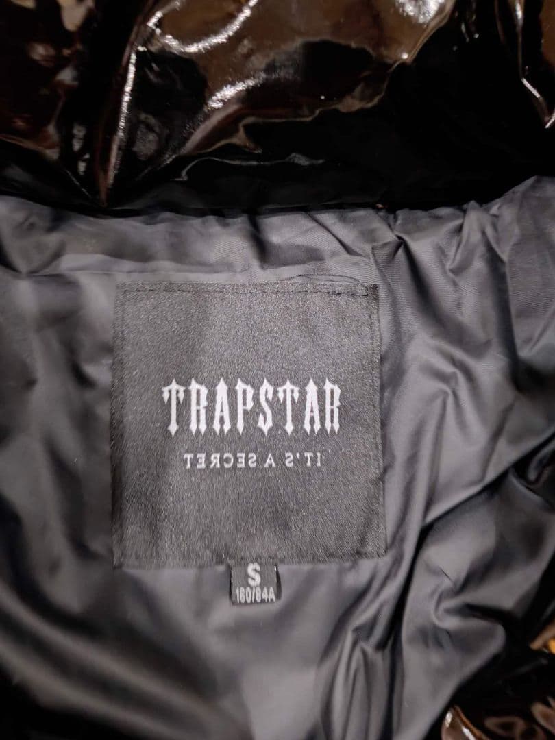 新品 TRAPSTAR ダウンジャケット