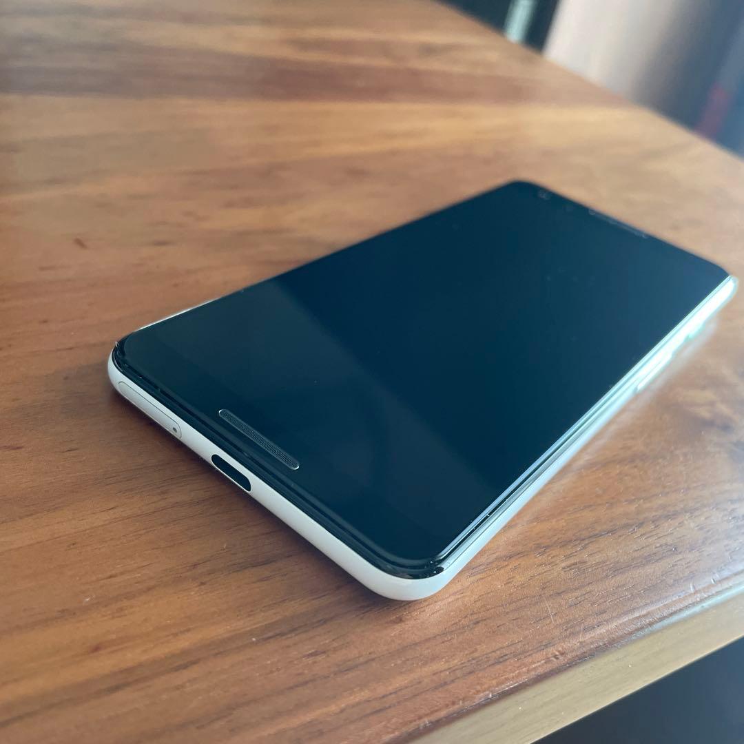 Google Pixel 3 ホワイト 本体と付属品