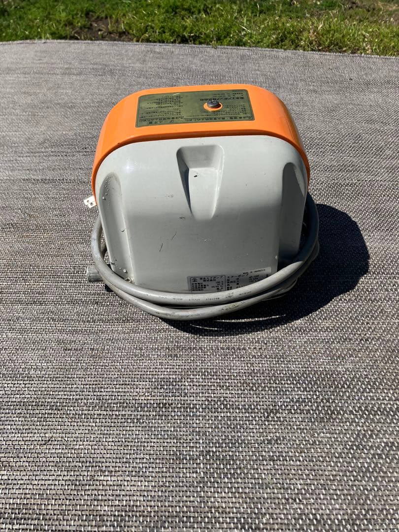 安永エアーポンプ　庭池、浄化槽用　能力毎分100L吐出