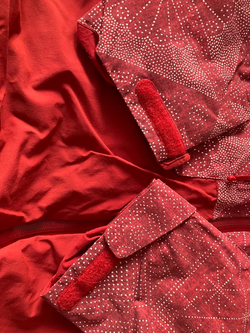 GOLDWIN スキーウェア上下　セット 赤いジャケットと青いパンツ　メンズM