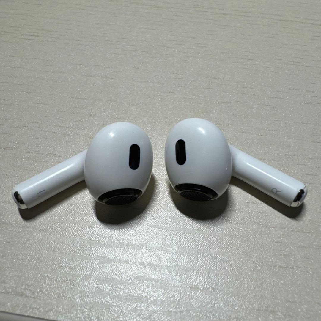 正規品 AirPods Pro 第2世代 本体 充電ケース付き＋おまけ