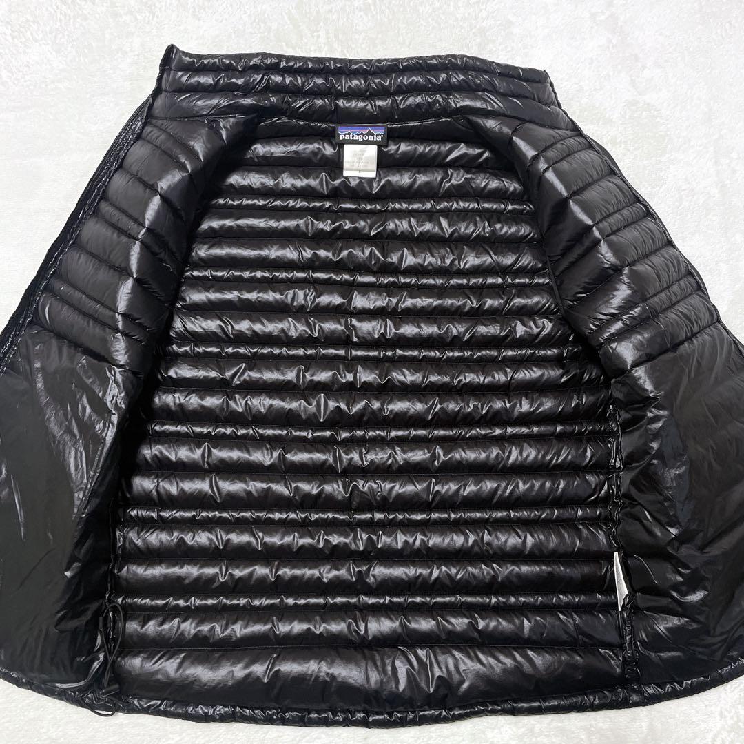 未使用級　Patagonia ウルトラ　ライトダウン　ベスト　men's S