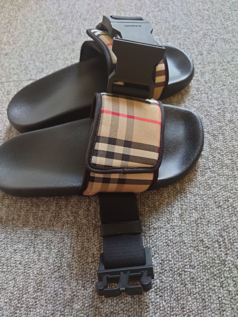 バーバリー BURBERRY サンダル キャメロンベージュ