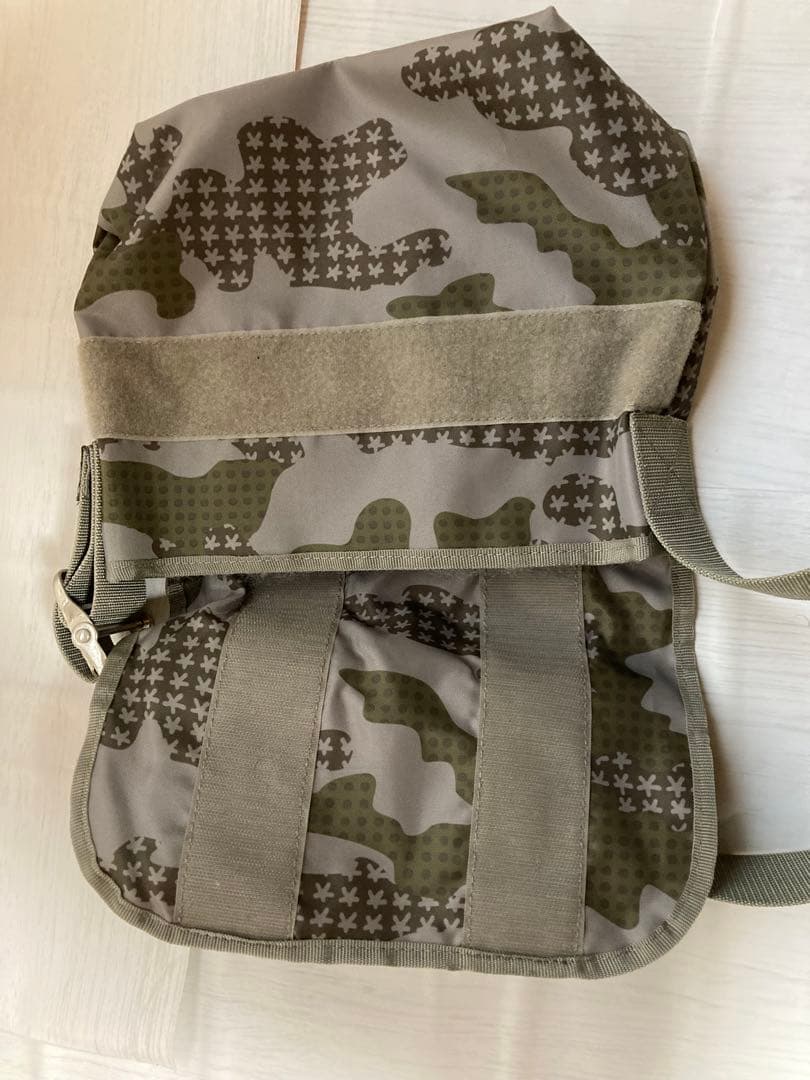 本日限定値下 SUSSY×Eric Haze迷彩柄 ショルダーバッグ　おまけ付き