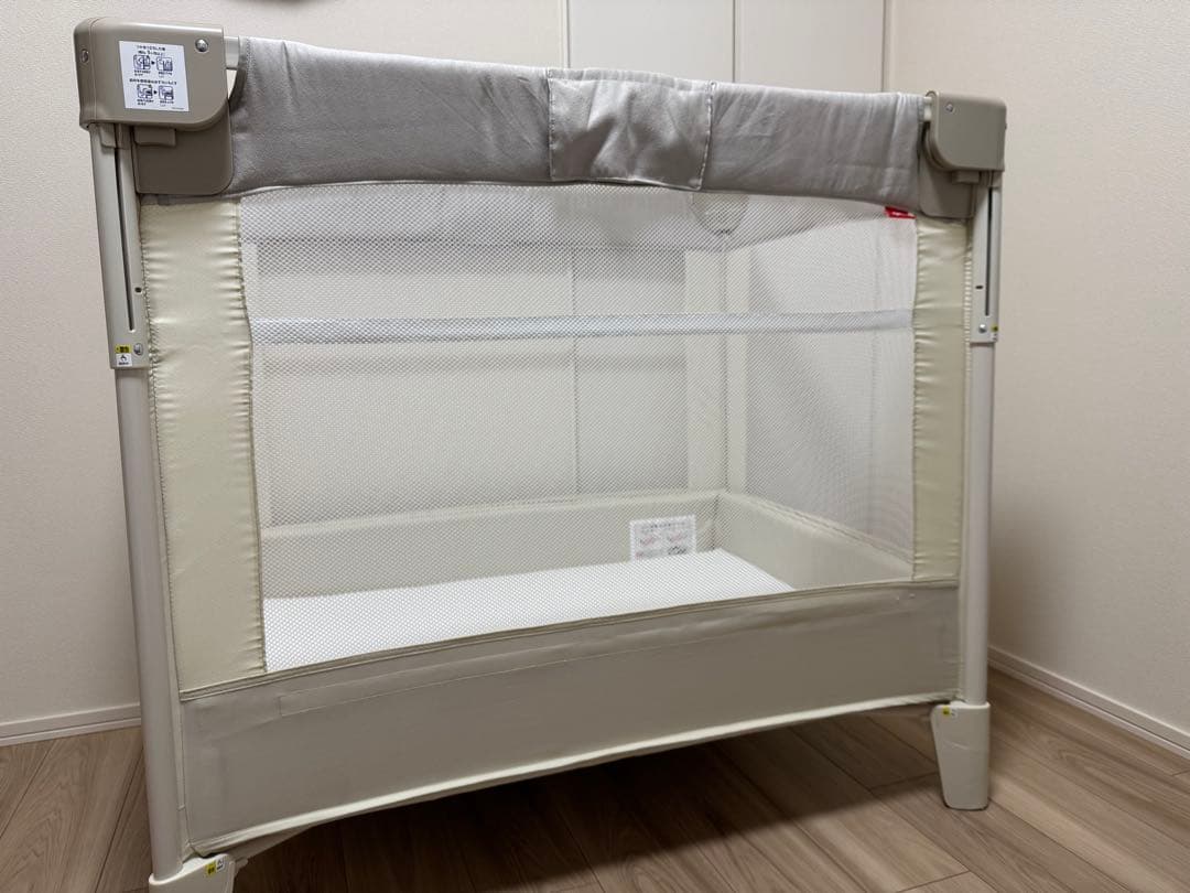 ココネルエアープラスAB ホワイトベージュ　アップリカ