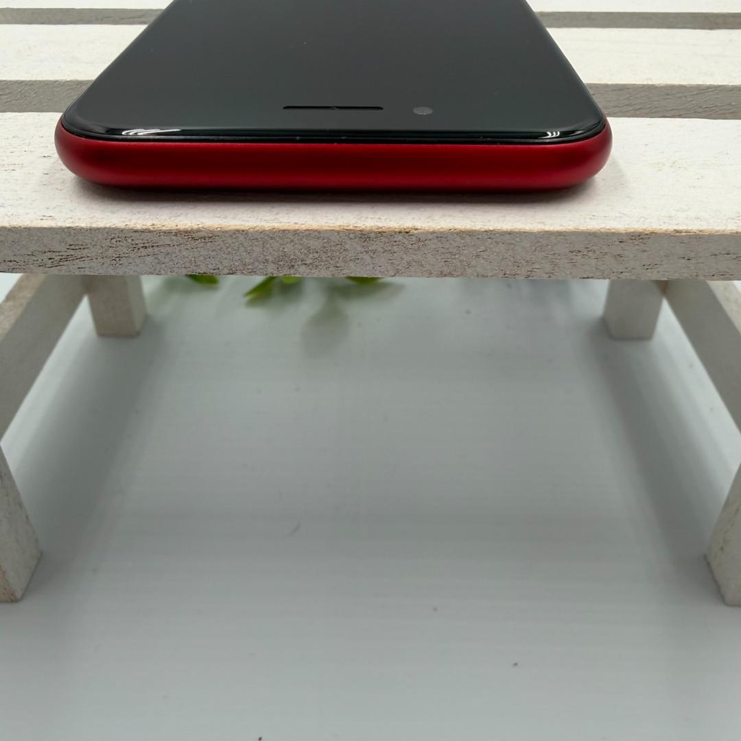 iPhone SE第3世代 64GB レッド 415