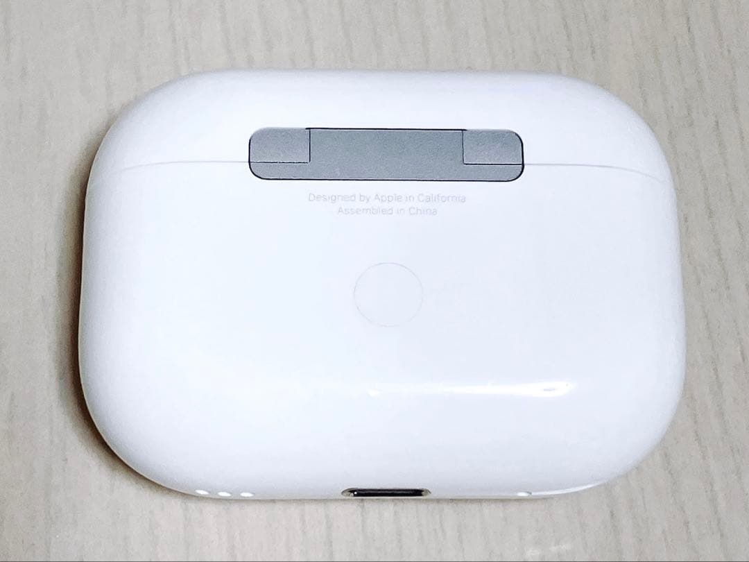 AirPods Pro 第2世代 Magsafe充電ケース Lightning