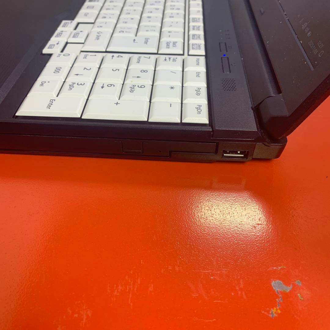 Windows11 ノートパソコン美品 DVD 爆速SSD Core