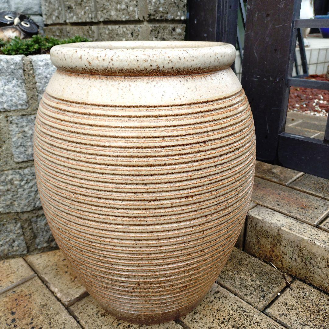 信楽焼　壺型千段傘立