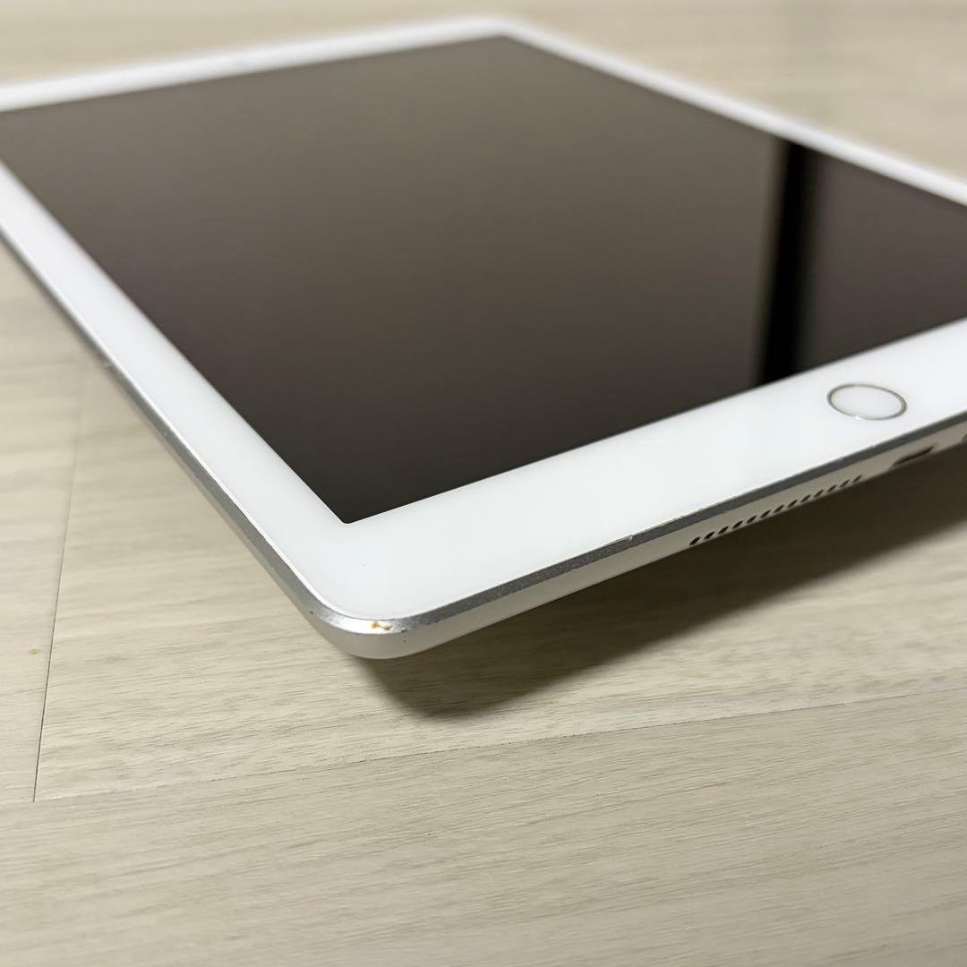 iPad第6世代 32GB シルバー Wi-Fiモデル　バッテリー容量60%