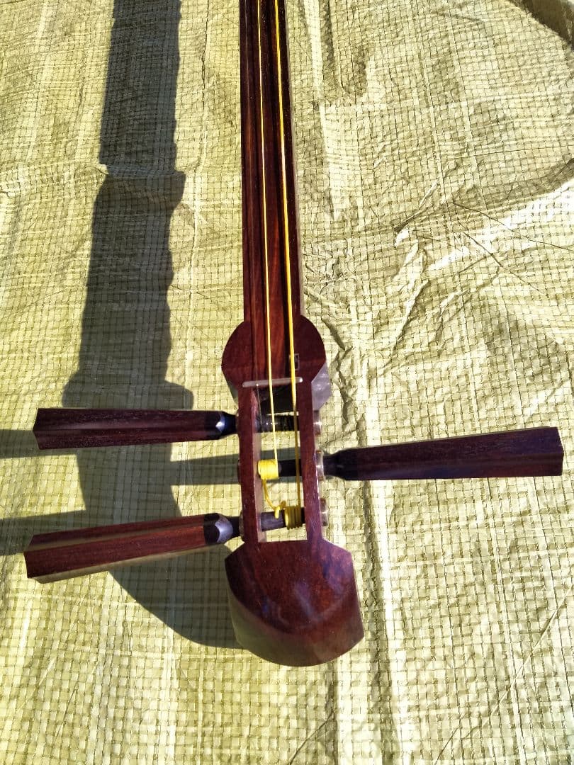 紅木 高級 三味線 紅木糸巻 両面犬皮