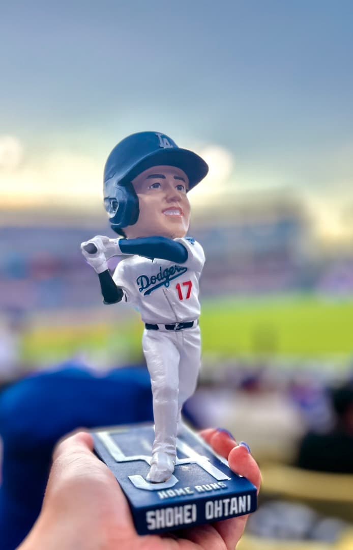 g*g様 ドジャーススタジアム限定　配布品　50／50 大谷ボブルヘッド　8/2