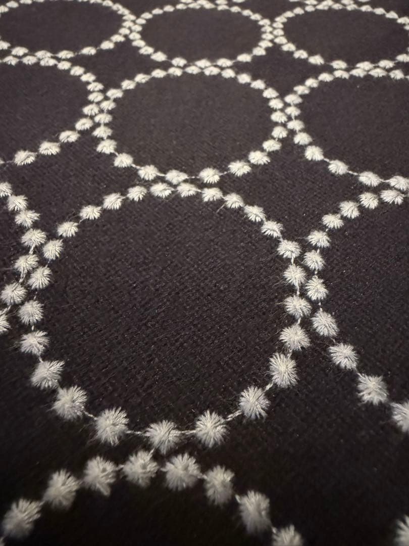 サンプル展示品　ミナペルホネン生地スツール 数量限定1点　 チャア　イス　未使用