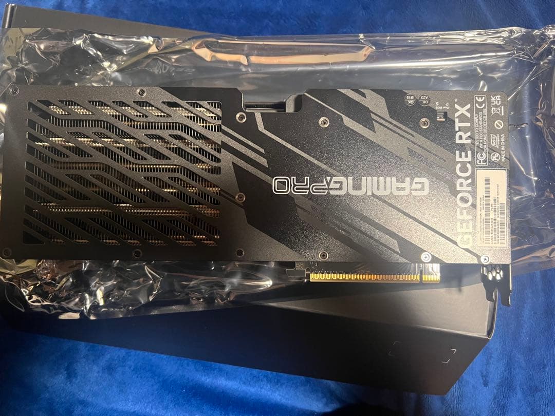 ⭐︎美品⭐︎PALIT GEFORCE RTX 5070 12GB 付属品完備⭐︎